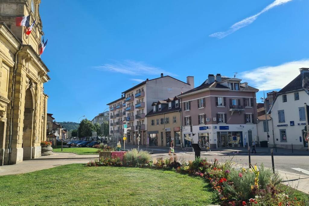 Le P'Tit Saint-Pierre - Centre Ville - Parking ポンタルリエ エクステリア 写真