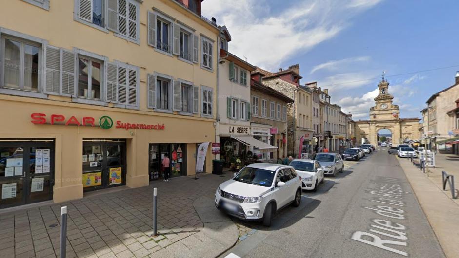 Le P'Tit Saint-Pierre - Centre Ville - Parking ポンタルリエ エクステリア 写真